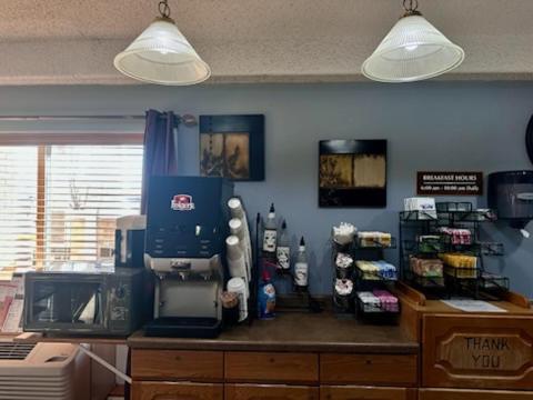 Fossil Creek Hotel & Suites Russell Luaran gambar
