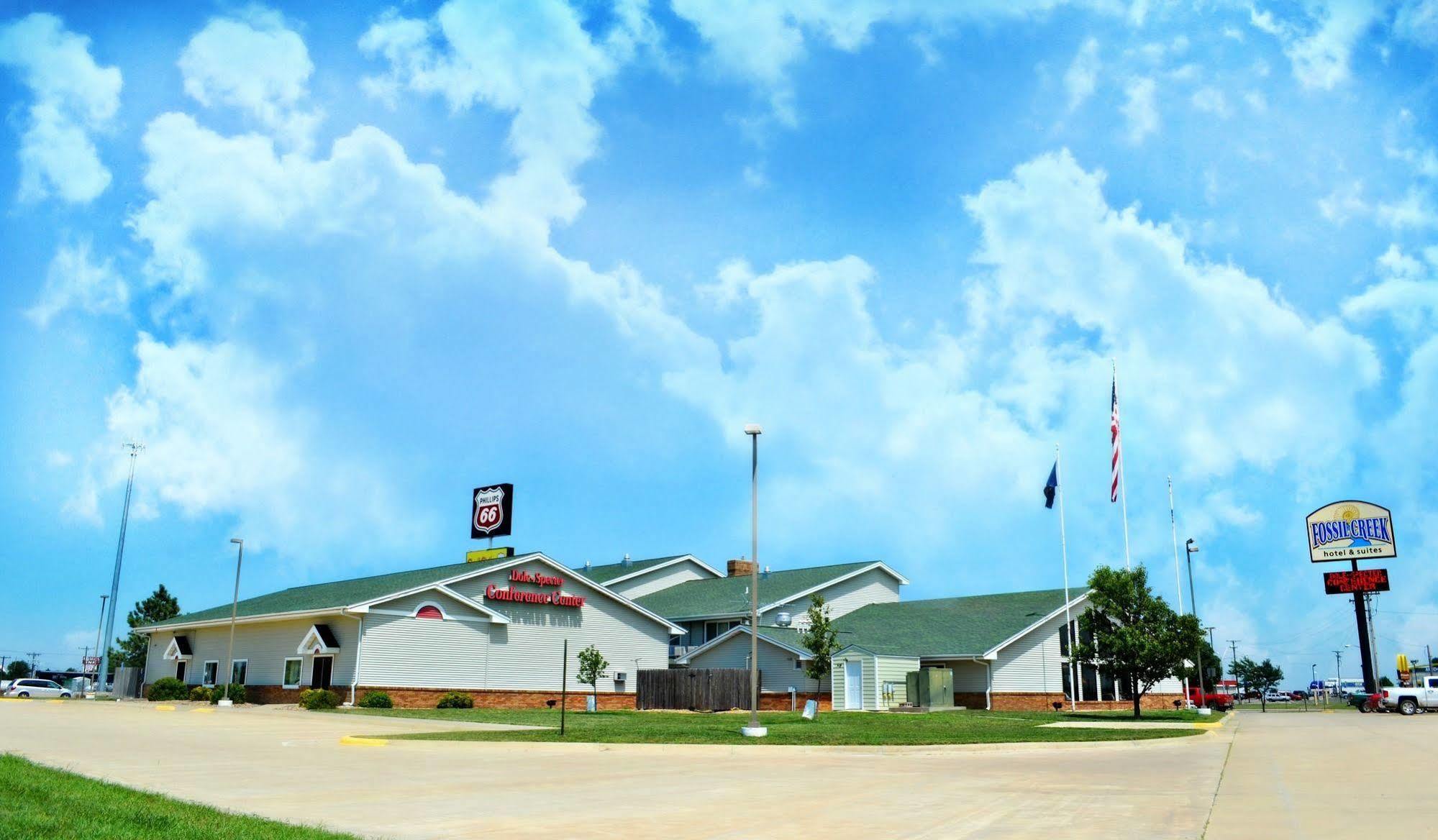 Fossil Creek Hotel & Suites Russell Luaran gambar